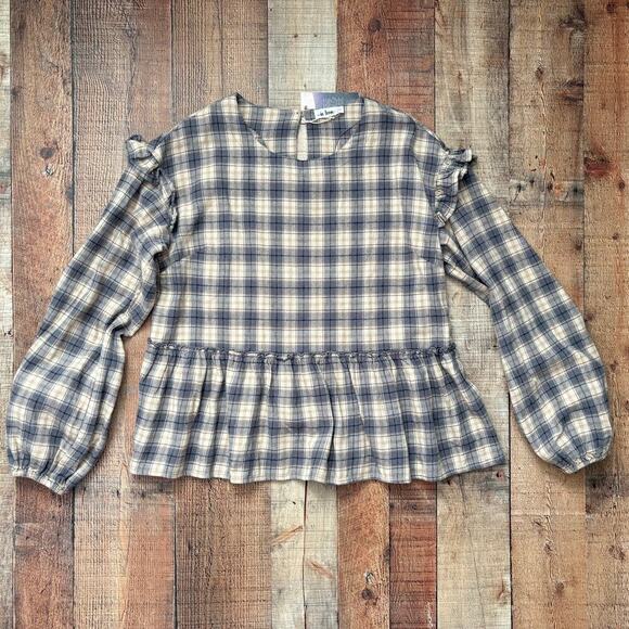 In Loom Plaid Peplum Blouse Sz M Beige Gray Ruffle Sleeve Long Sleeve Casual Top - Picture 6 of 9